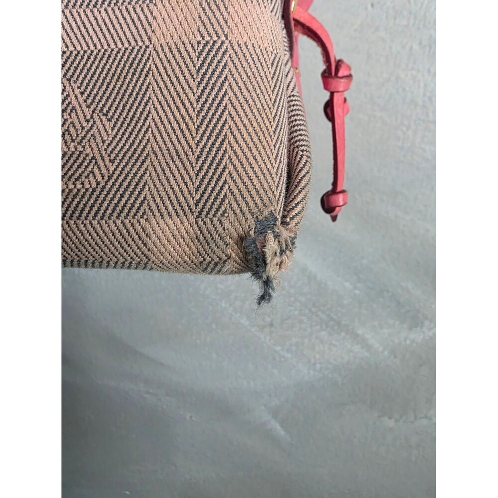 Dooney & Bourke Pink Plaid Small East West Baguette Shoulder Hobo Slouchy Bag - Picture 3 of 14